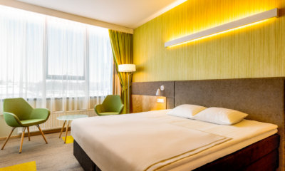Tartu Hotelli superior tuba kaheinimesevoodiga - stiilne hotelliuba Tartu kesklinnas
