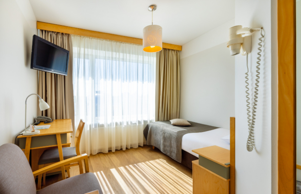 Hotell Tartu Standard ühekohaline tuba töölauaga - üksikisiku hotellituba Tartus