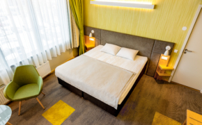 Hotell Tartu Deluxe tuba linnuperspektiivist kaheinimesevoodiga - Deluxe double tuba Tartus